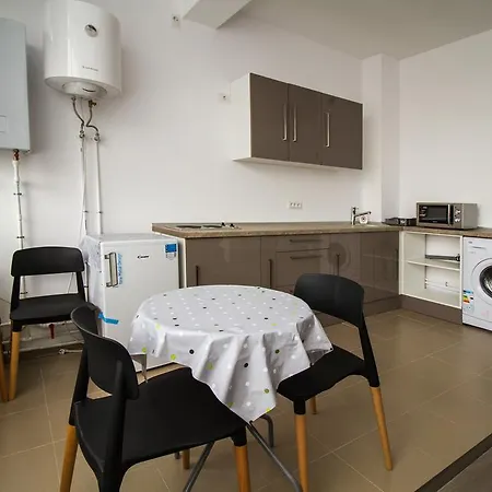 Uverturii Studio Bukarest